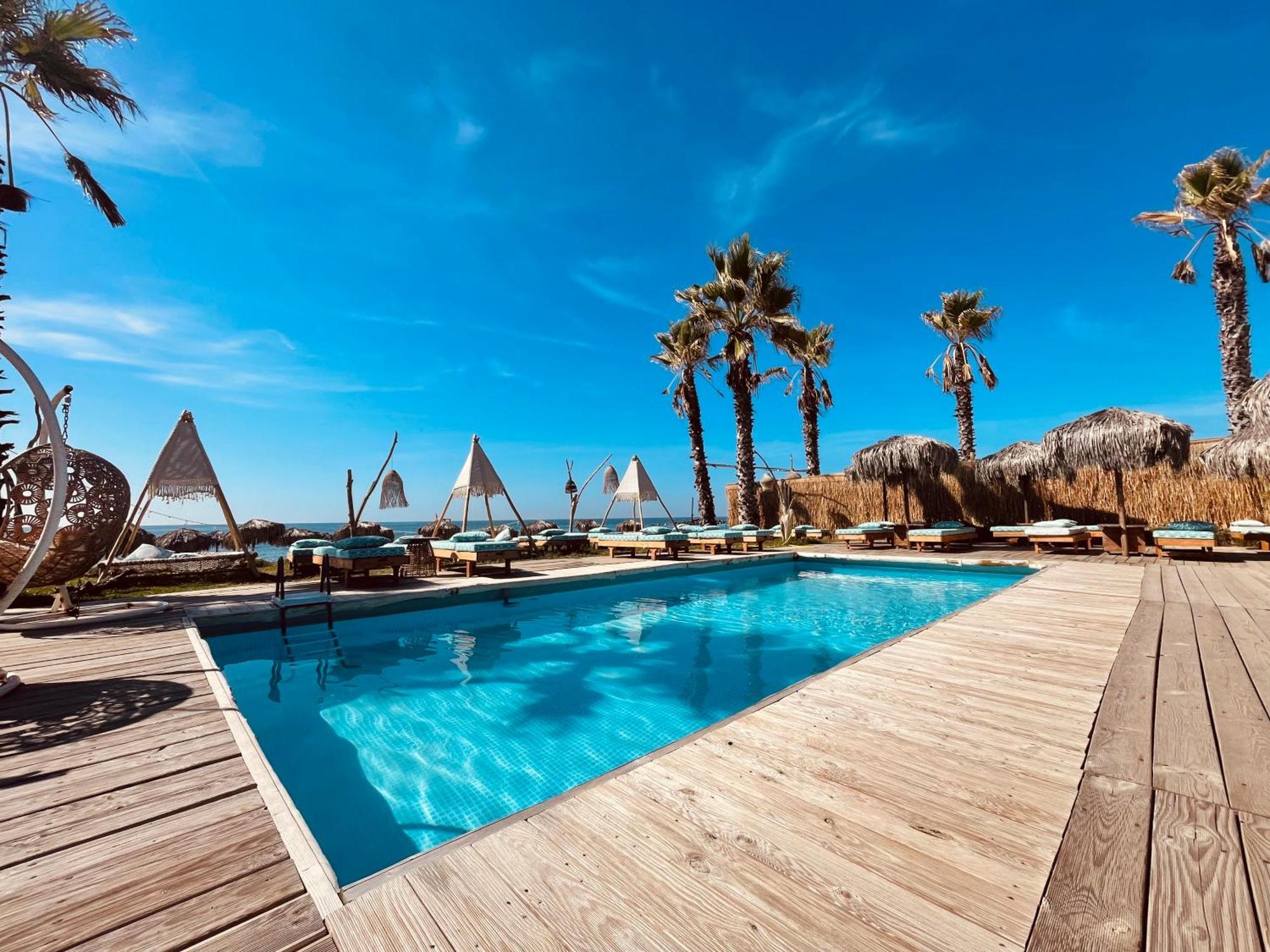 Athena Sea Front Apartment, Parking & Pool 라고 파트리아 외부 사진